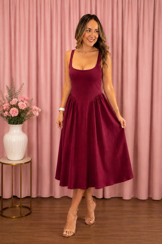 Vestido Vino en Cuello Cuadrado