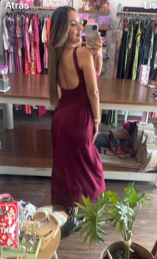 Vestido Vino en Cuello Cuadrado