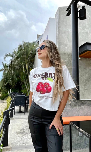 Blusa cherry vibes